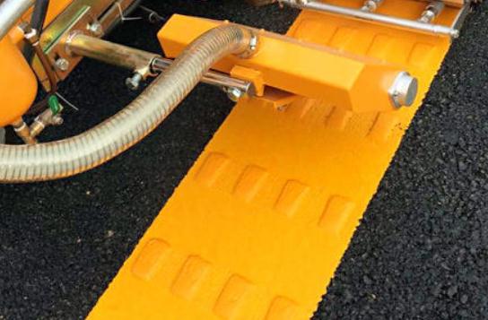 十堰恐龍化工分享4個(gè)道路標(biāo)線施工的工藝過(guò)程！