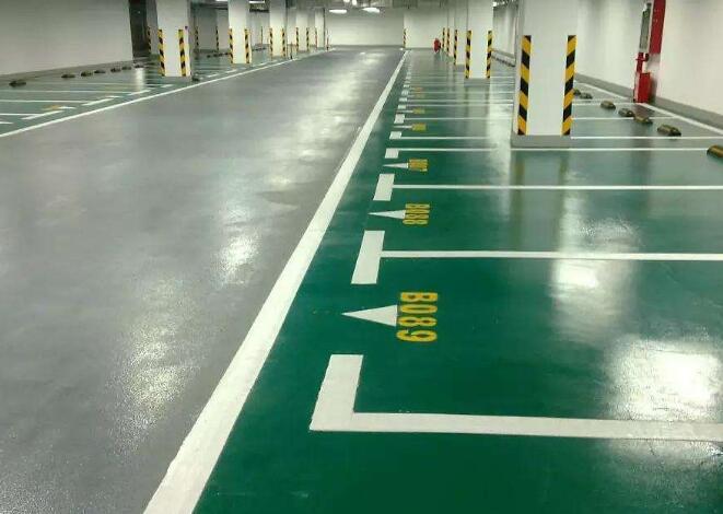 水泥固化地坪和環(huán)氧地坪哪一個(gè)好呢？十堰環(huán)氧地坪漆生產(chǎn)廠家為你介紹