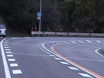 道路標(biāo)線在彎道處怎么畫(huà)？請(qǐng)看下文！